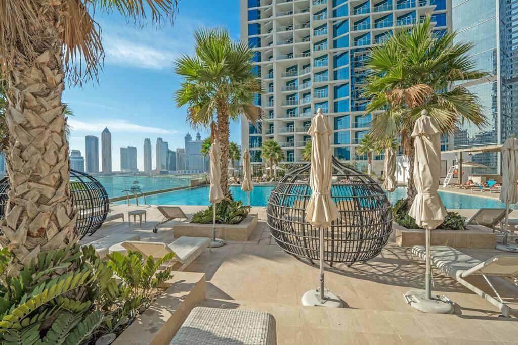 At The Top Burj View Studio - Special Offer Dubai Exterior foto